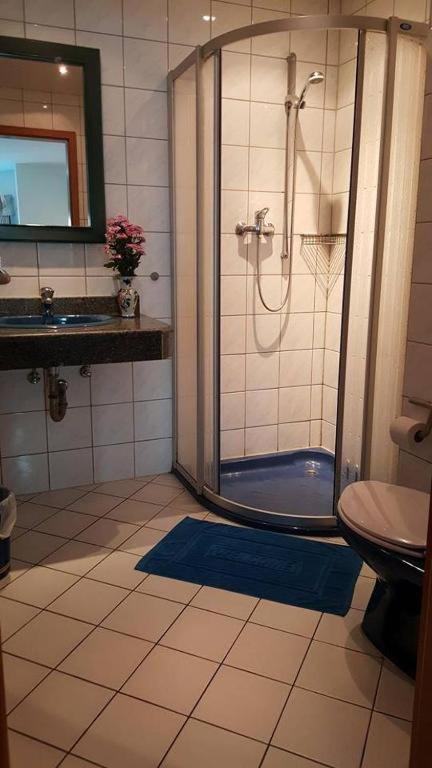 Pension Zum Ross Karon Esterno foto