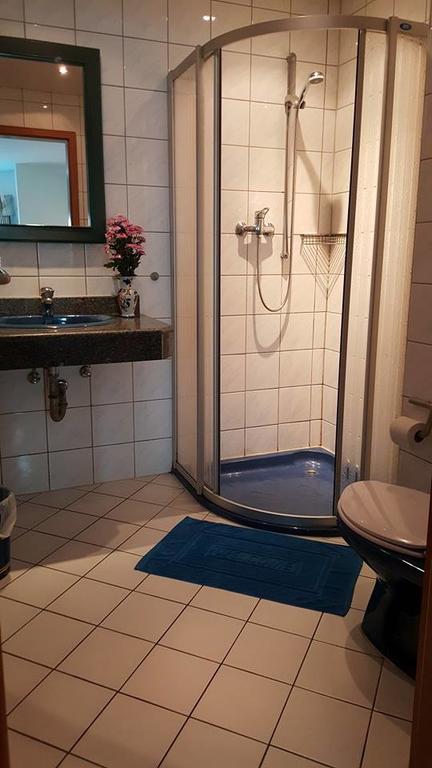 Pension Zum Ross Karon Esterno foto